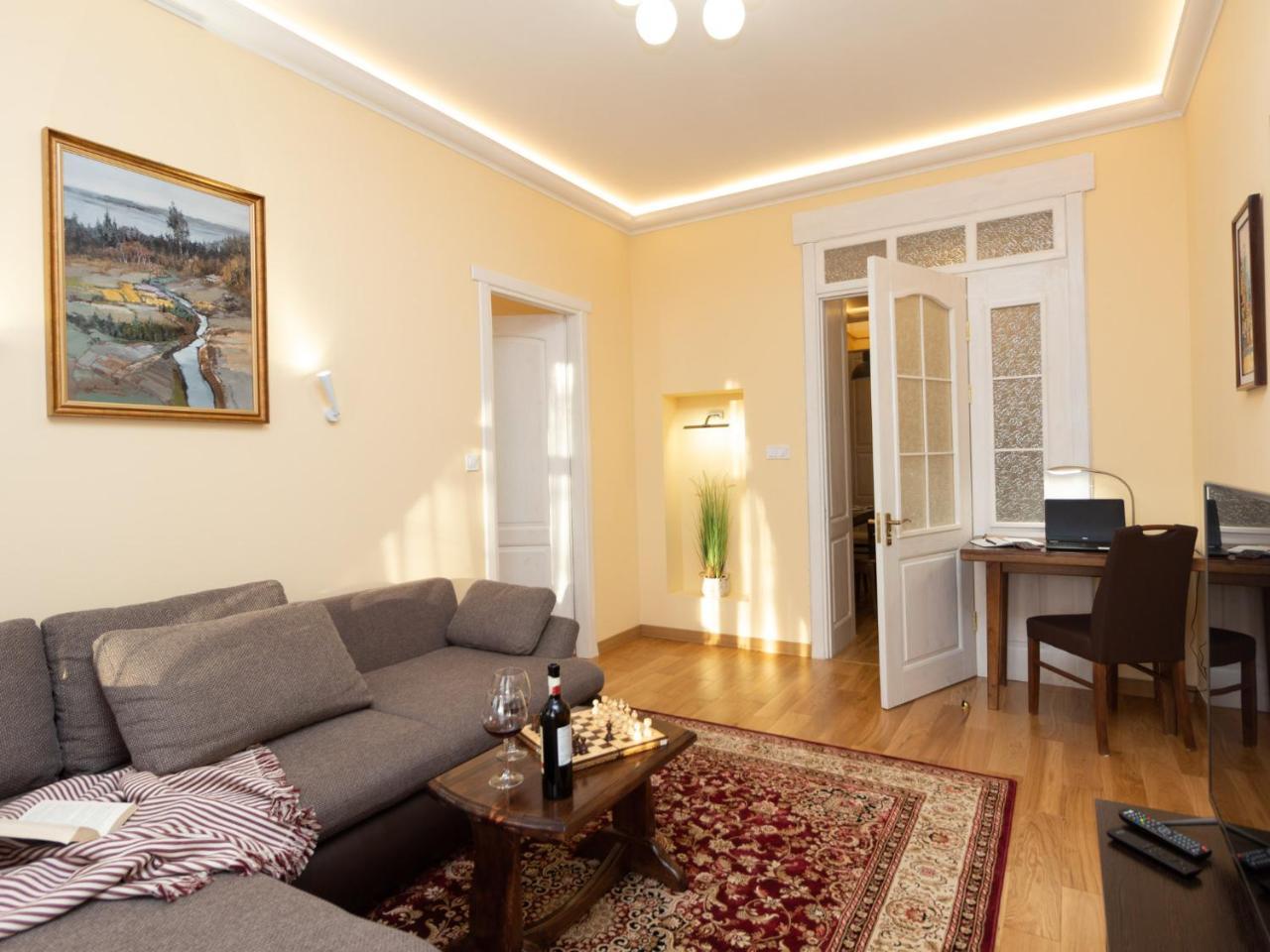 Lviv Suites at Pidmurna st. 20 Exteriör bild